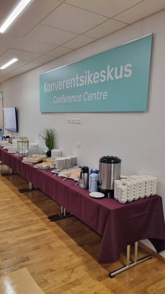 TÜ konverentsi kohvipaus TÜ raamatukogus